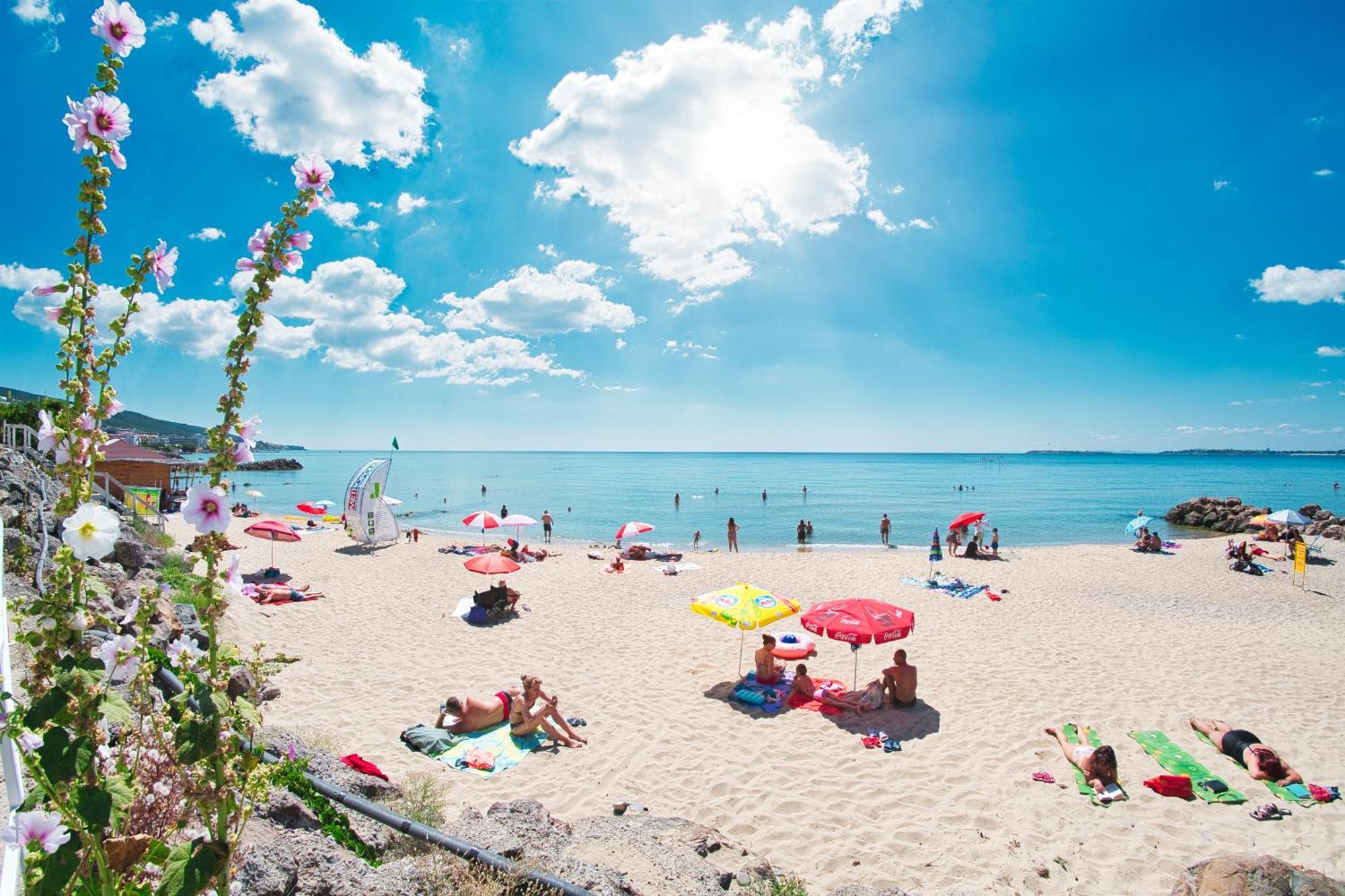 Prestige Mer D'Azur Sluneční pobřeží Exteriér fotografie