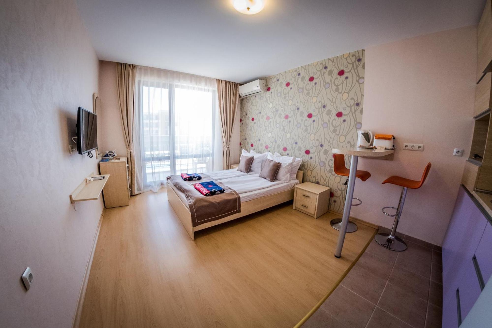 Prestige Mer D'Azur Sluneční pobřeží Exteriér fotografie