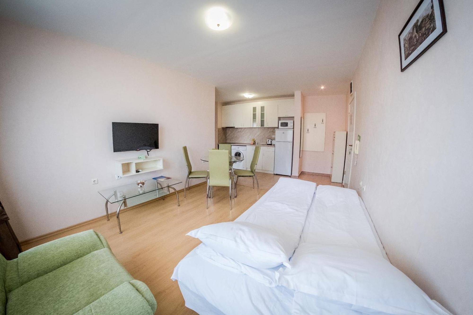 Prestige Mer D'Azur Sluneční pobřeží Exteriér fotografie