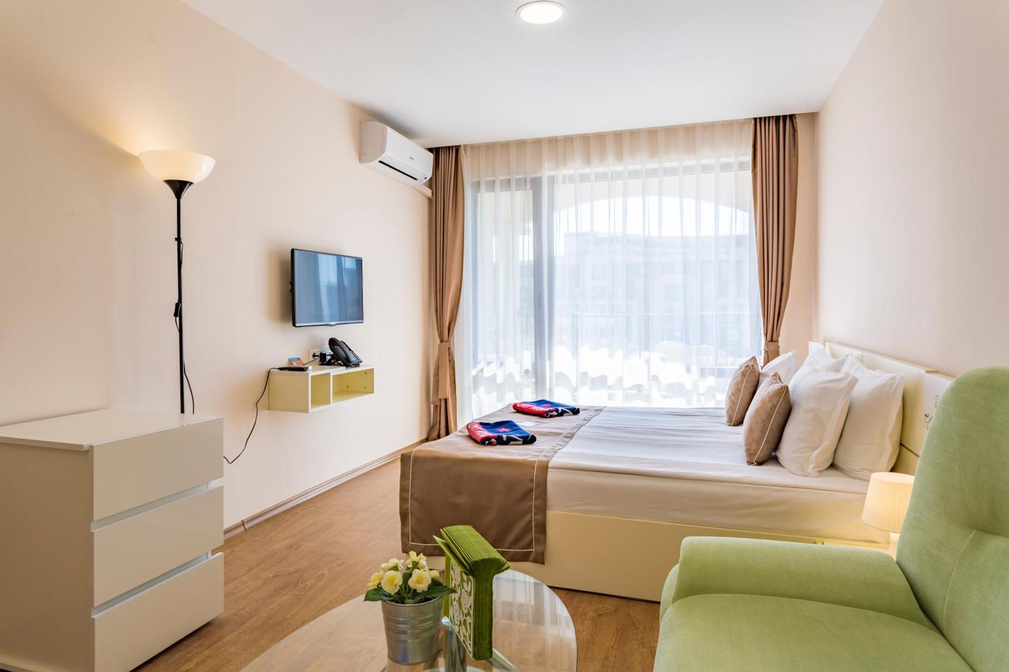 Prestige Mer D'Azur Sluneční pobřeží Exteriér fotografie